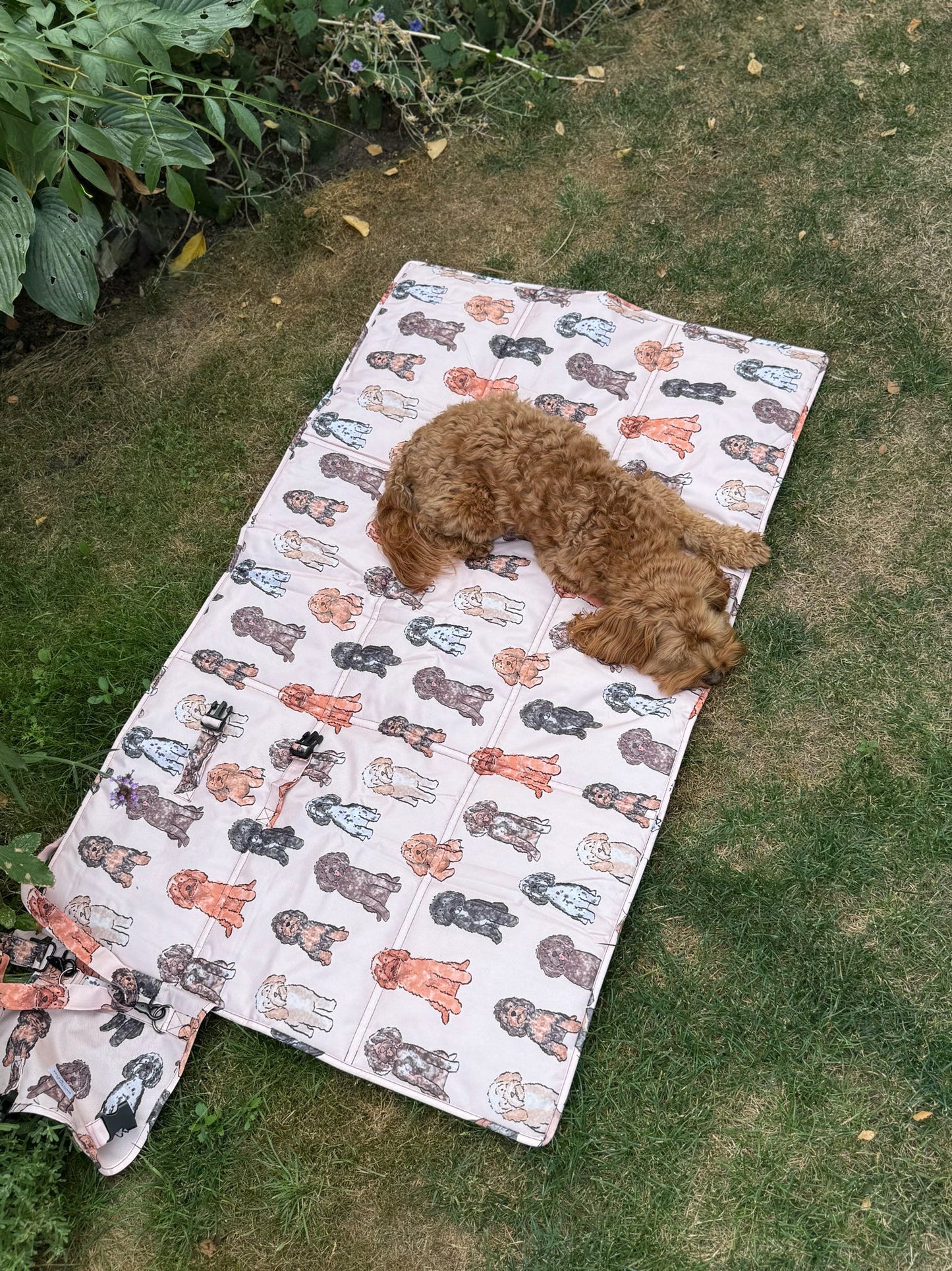 The Oodles & Doodles Travel Mat