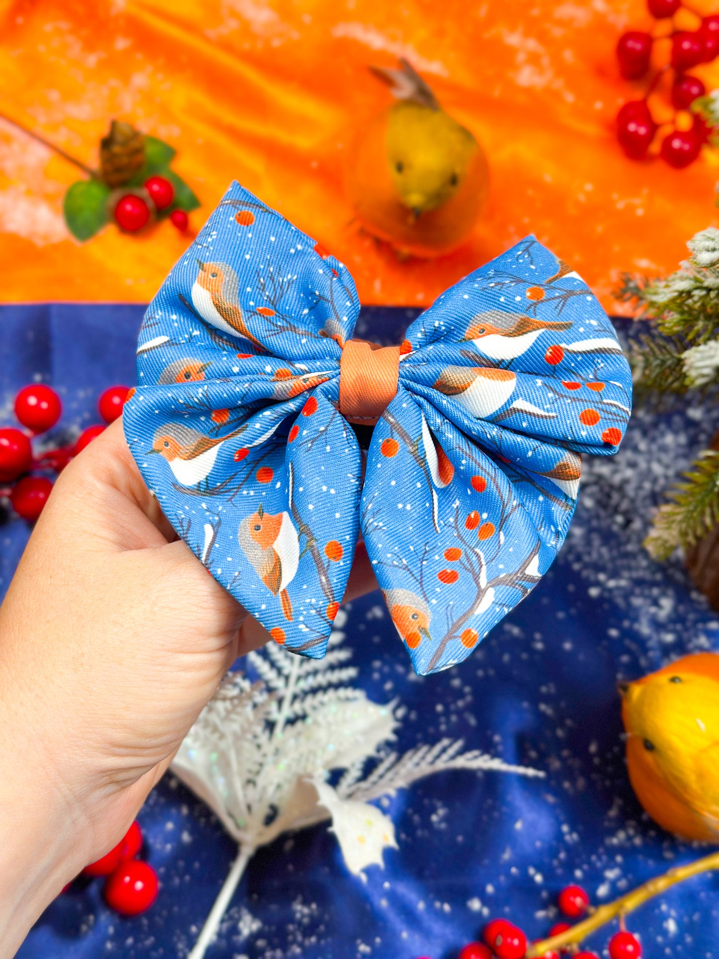 Seasons Tweetings Bow Tie