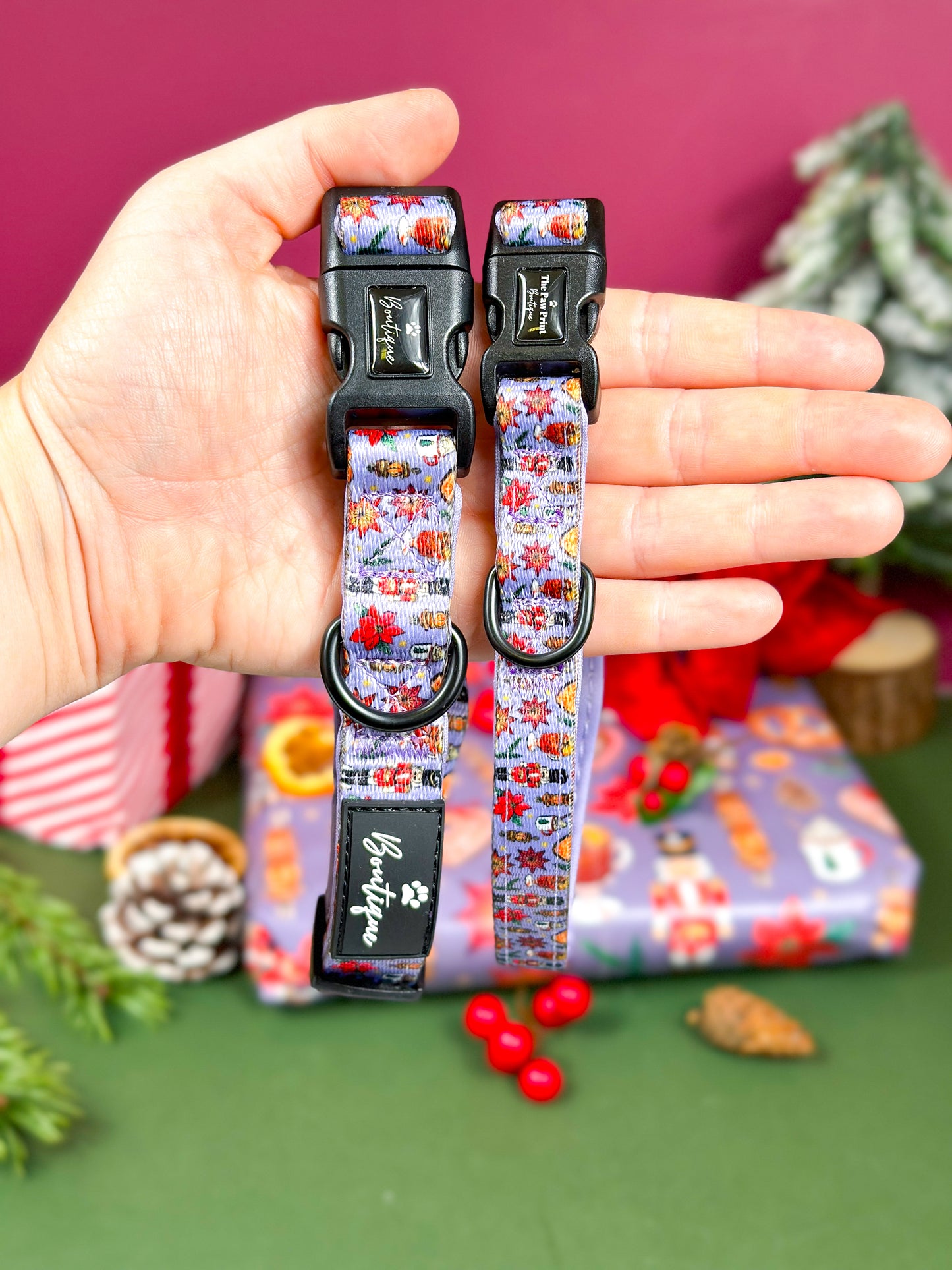 The Christmas Market Collar