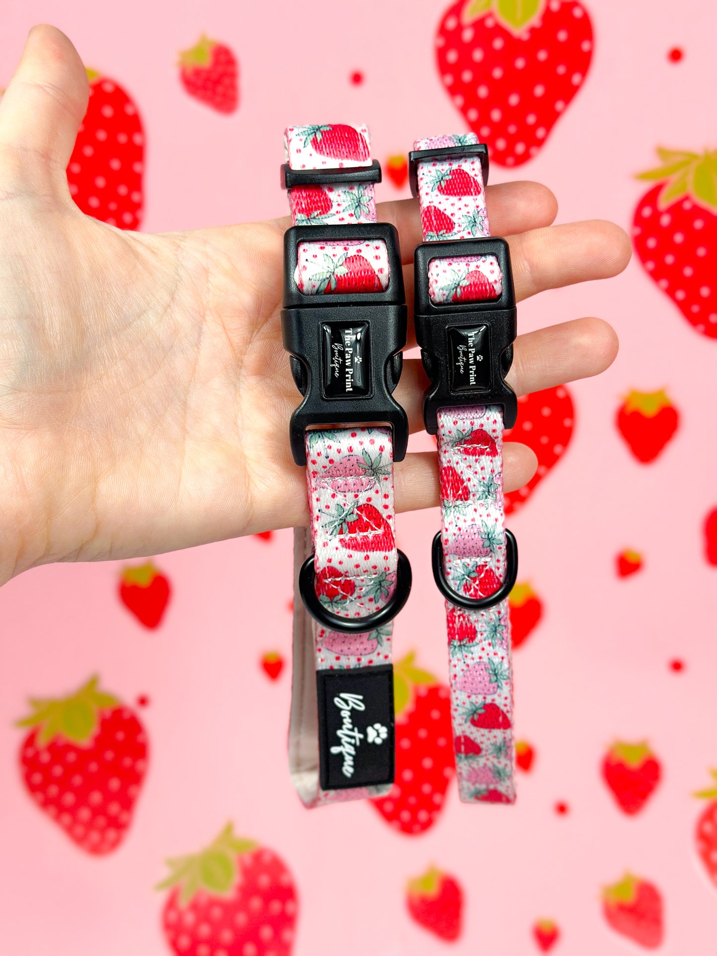 The Sweet Strawberries Collar