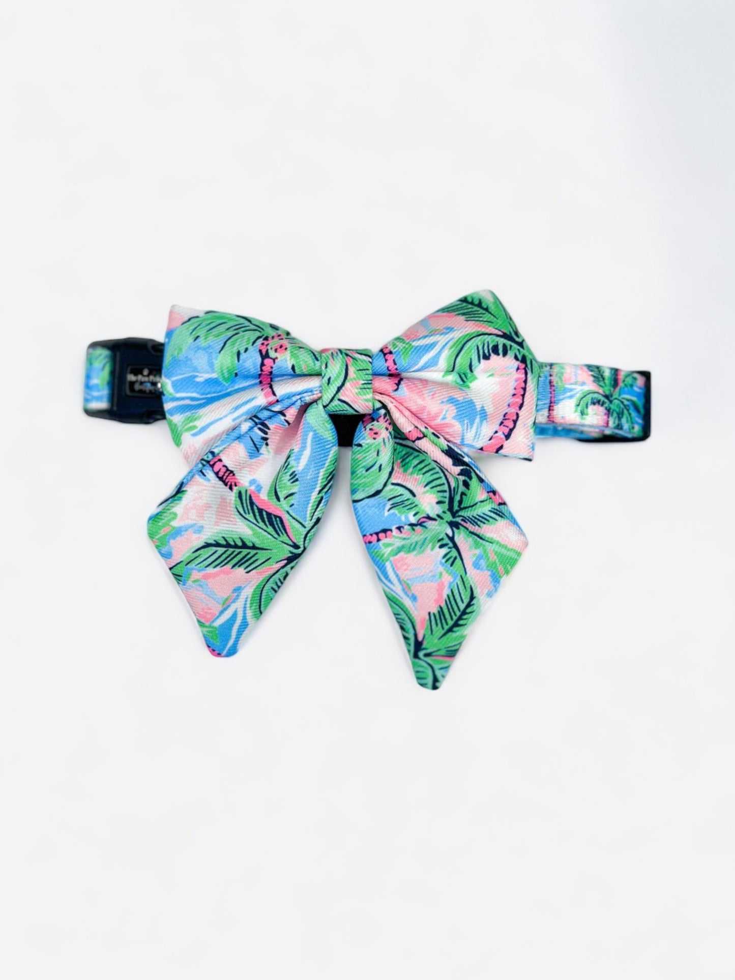 The Palm Tree Paradise Bow Tie