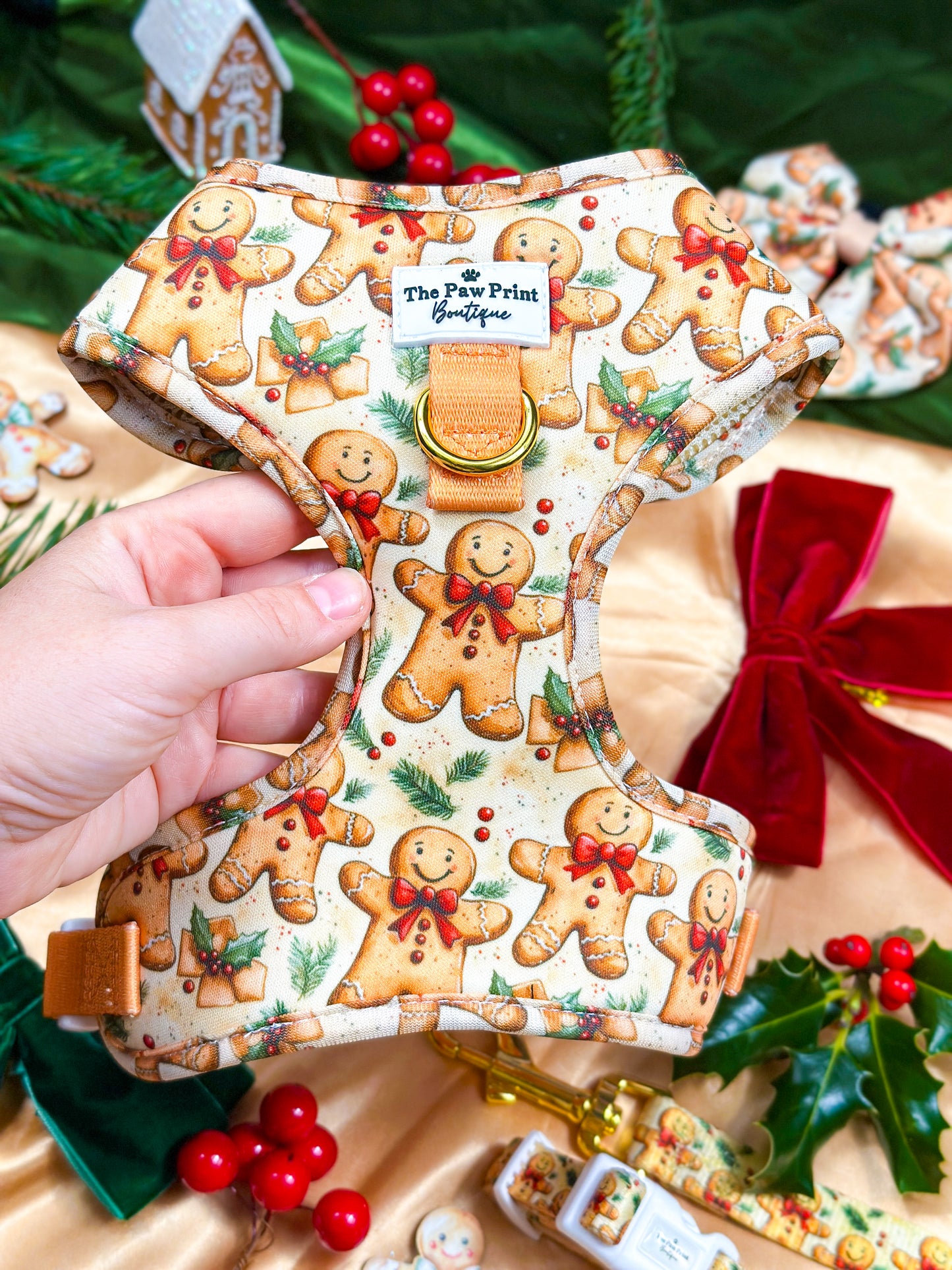 Gingerbread Grove Adjustable Harness