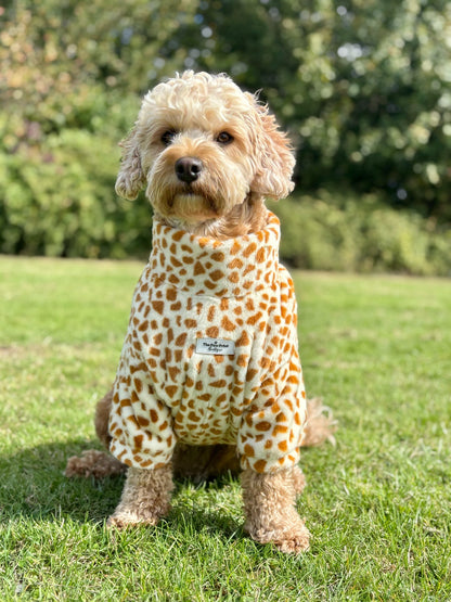 The Giraffe Print Fluffy & Fabulous Fleece
