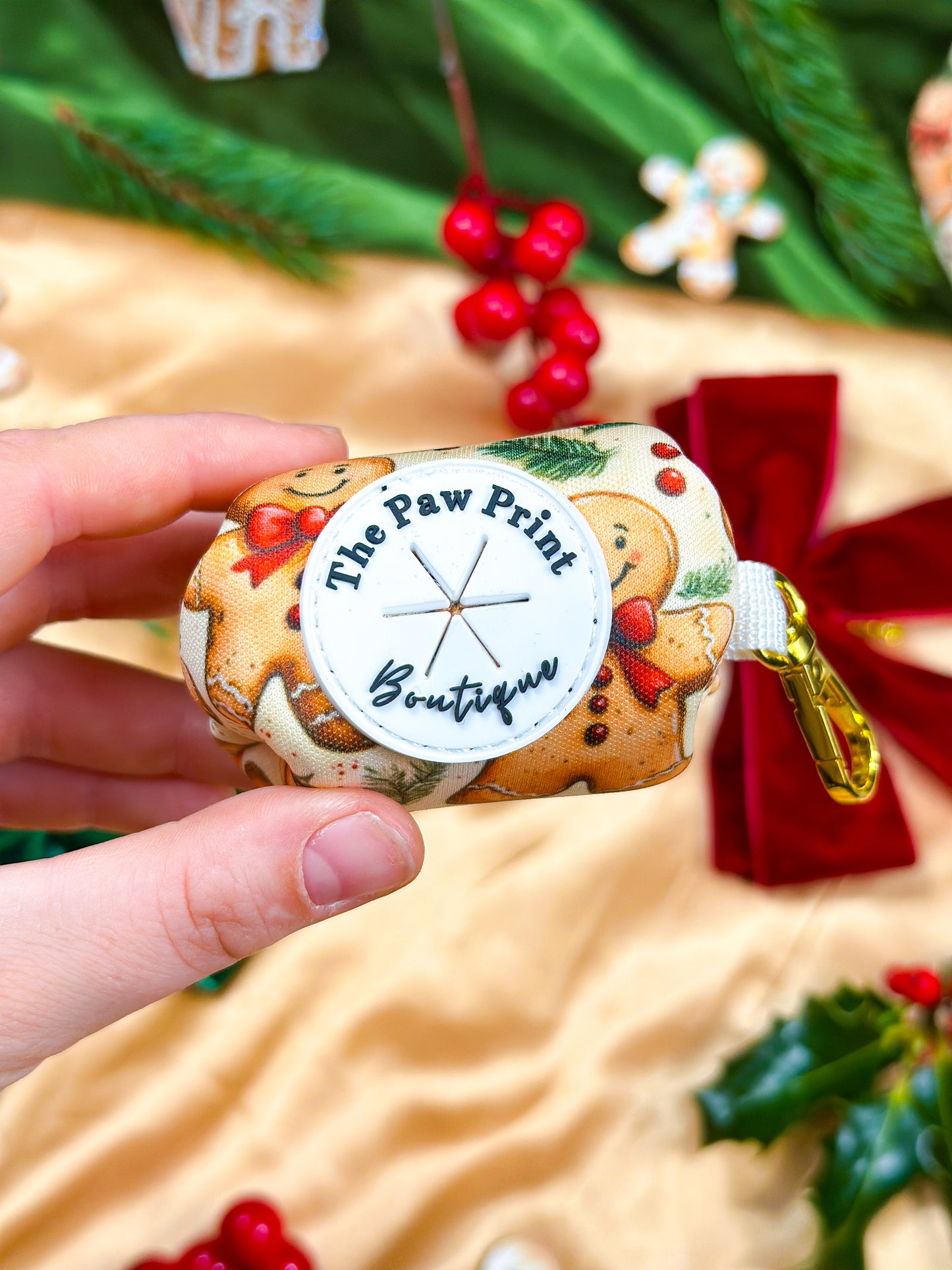 Gingerbread Grove Poo Bag Holder