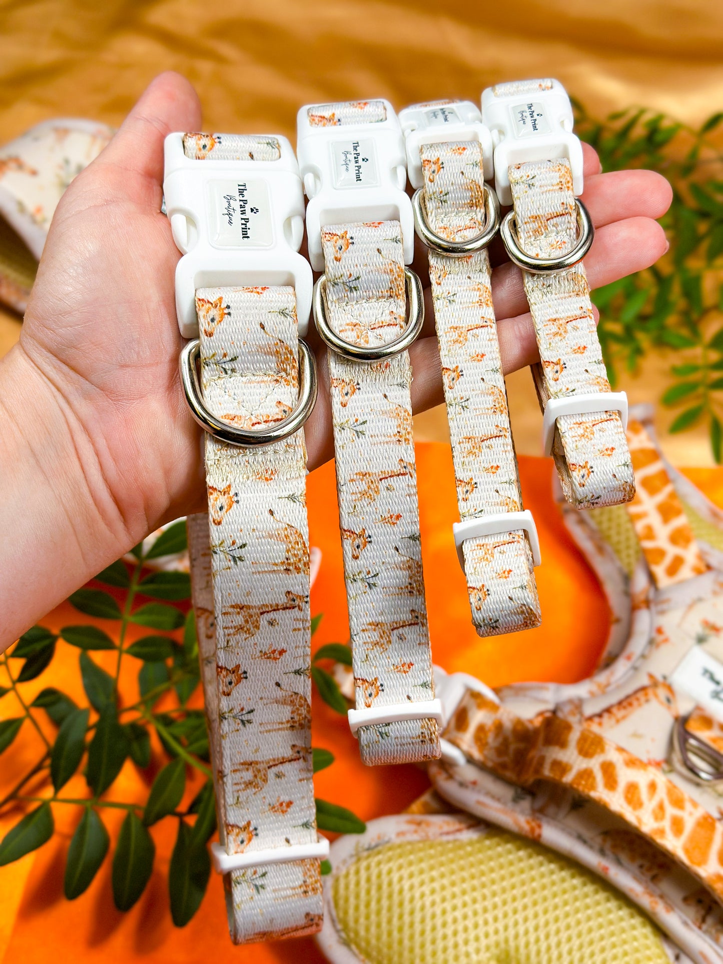 The Graceful Giraffe Collar