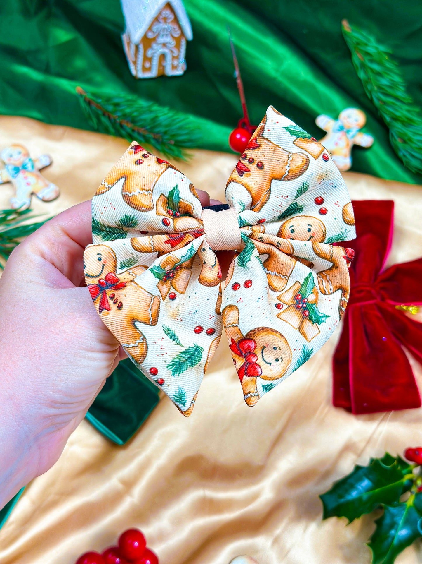Gingerbread Grove Bow Tie